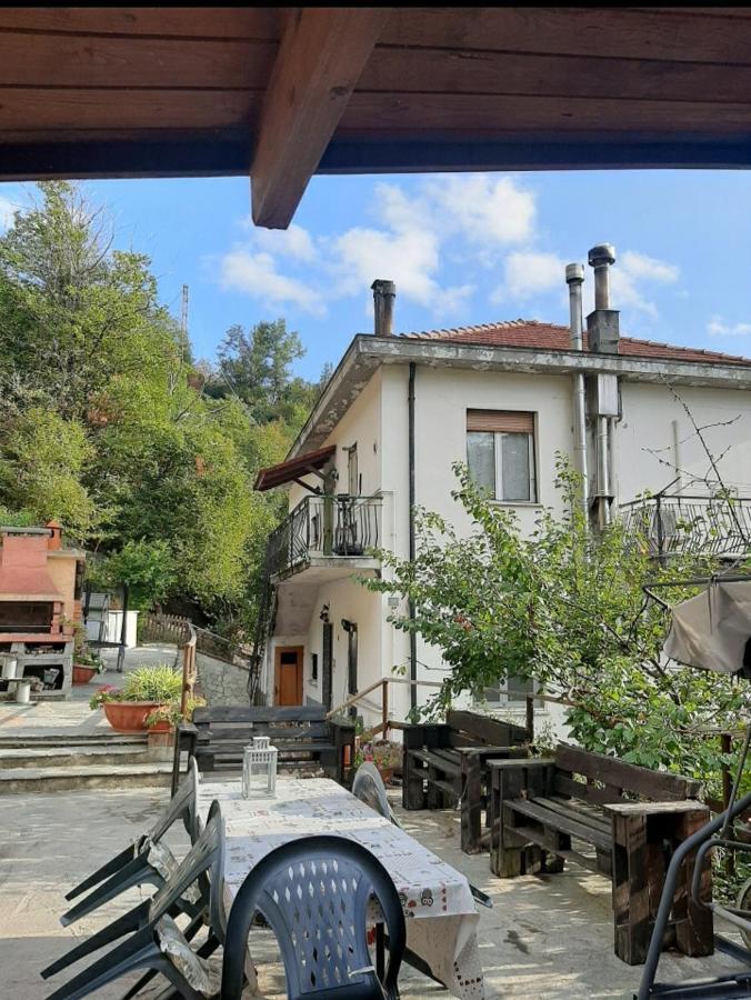La Tana Dei Conigli Apartment Serra Ricco ภายนอก รูปภาพ